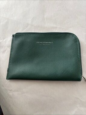 Penhaligon's Forest Green Zip Pouch